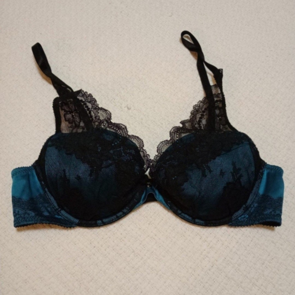 Elegant Black and Teal Lace design Bra